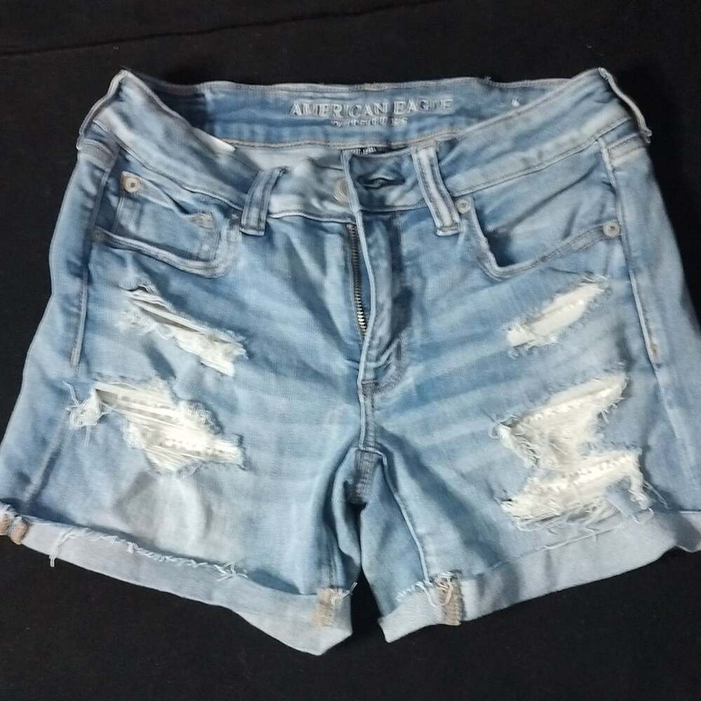 American Eagle Outfitters Next Level Stretch Distressed Denim Midi Shorts Size 8